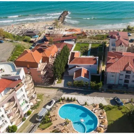 дани и мони Apartament